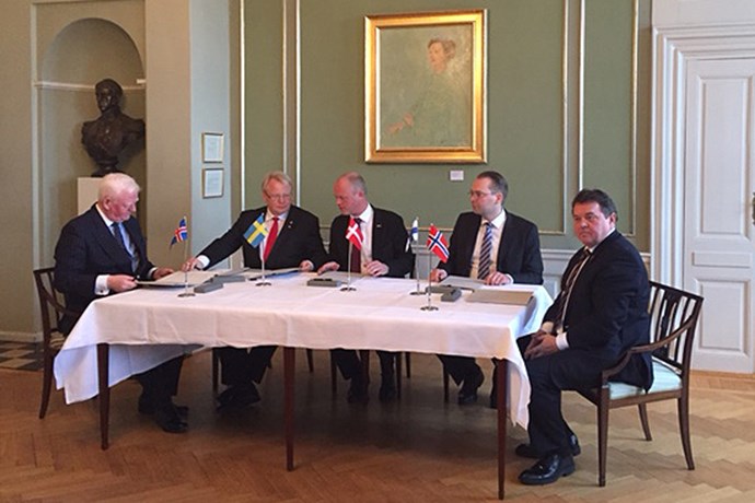 The Nordic Ministers of Defence signing the Memorandum of Understanding.  Photo: The Danish Ministry of Defence